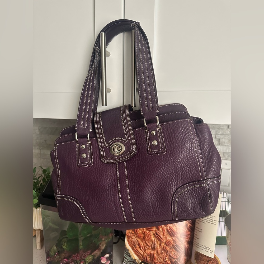 Beautiful Purple Leather Coach Hampton Pebbled Leather Satchel Purple Handbag
